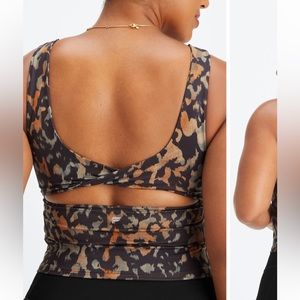 Fabletics Oasis Twist Back Built-in Bra Tank Wild Camo XL